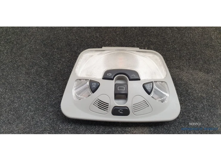 Interior lighting CLK C class Mercedes W209 W203 2098200901 sliding roof original used 2002 / 2008