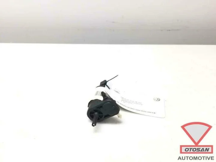 vw-audi-seat-skoda-vag-7822-ruitensproeierpomp-1k6955651