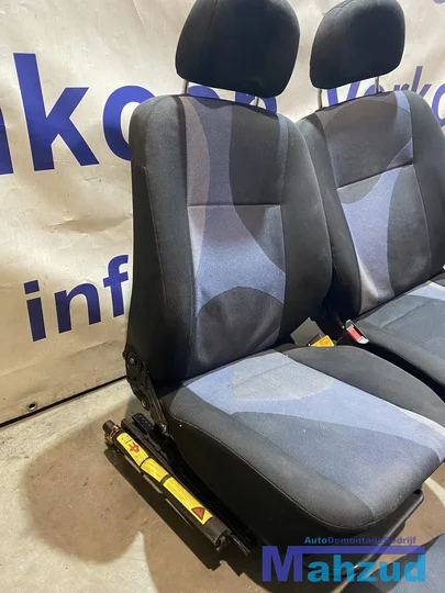 opel-corsa-b-5-deurs-interieur-voorstoel-bank-19932000 — foto 7