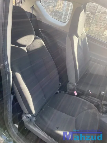 2006-toyota-aygo-10-1krfe-zwart-211-demontage-onderdelen — foto 15