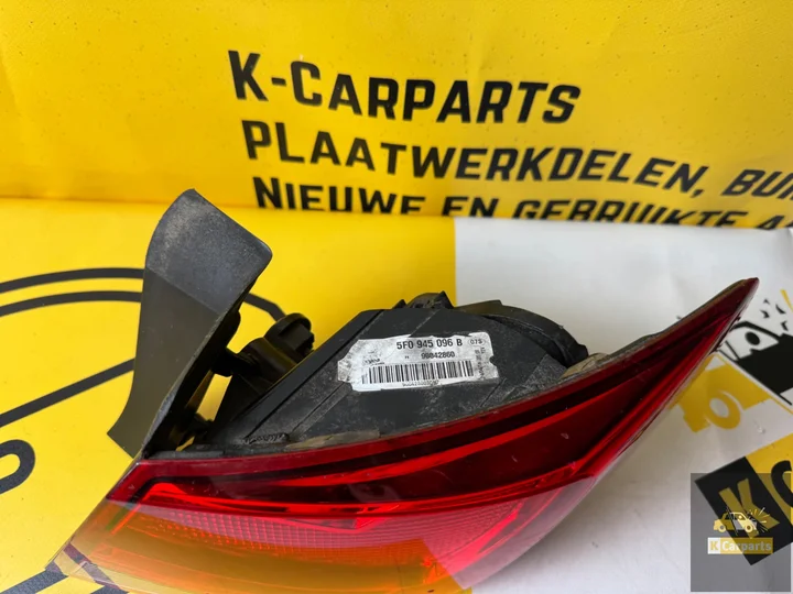 achterlicht-seat-leon-5f0-5f0945096b-rechts-achter-origineel — foto 4