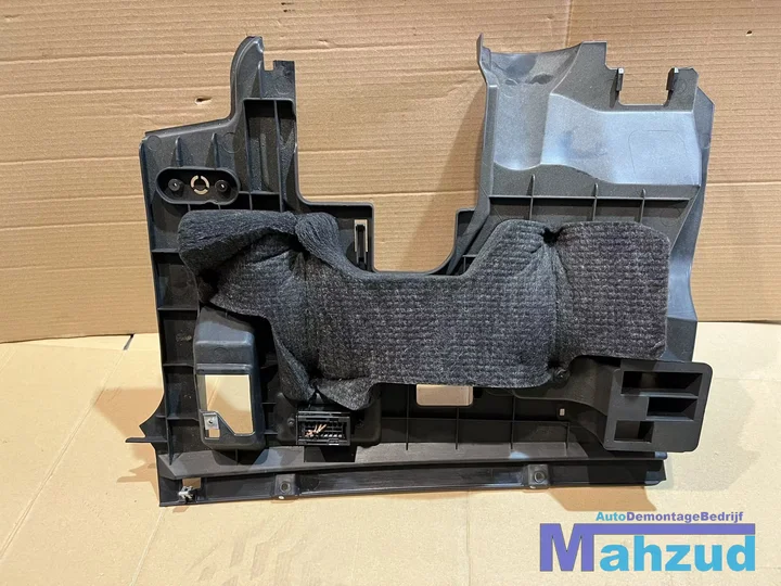 mercedes-bklasse-w245-dashboard-deel-onder-20052011 — foto 2