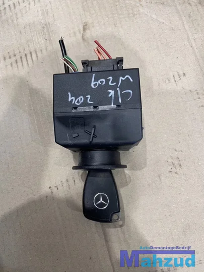 mercedes-clk-w209-w203-contactslot-met-sleutel-a2095450508 — foto 2