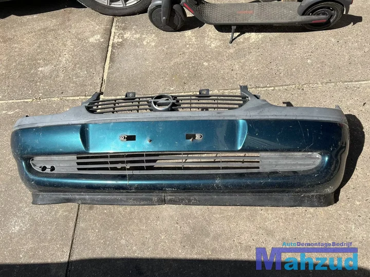 opel-corsa-c-groen-z283-voorbumper-19941999