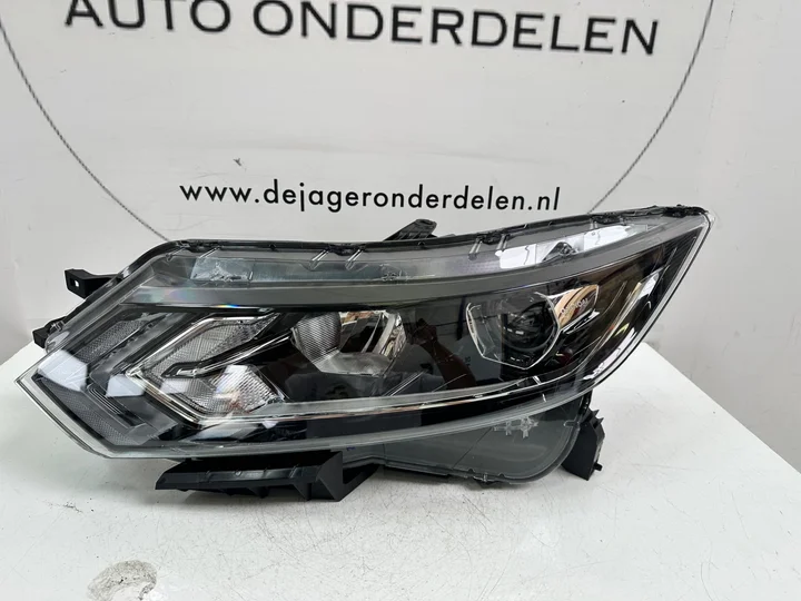 nissan-qashqai-j11-facelift-koplamp-links-10019009 — foto 2
