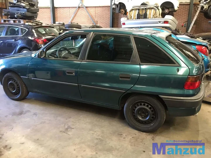 opel-astra-f-compleet-interieur-stof — foto 2