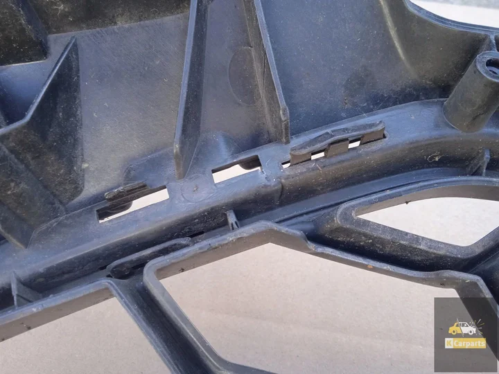 audi-a4-b9-8w-sline-grille-omhoog — foto 4