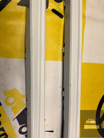 dorpel-vw-golf-8-viii-r-r20-sideskirts-5h0853860b59b-linksrechts-set — foto 3
