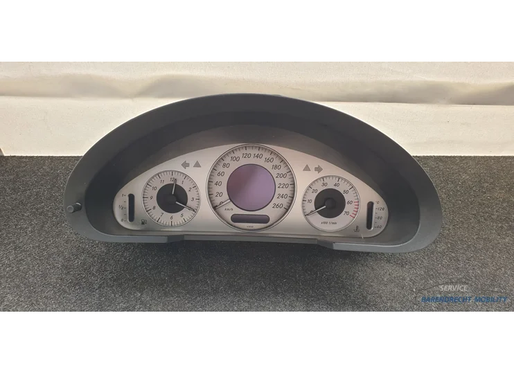 Odometer W211 E-class Mercedes A2115404711 Avantgarde Cockpit counter housing 2002/2008