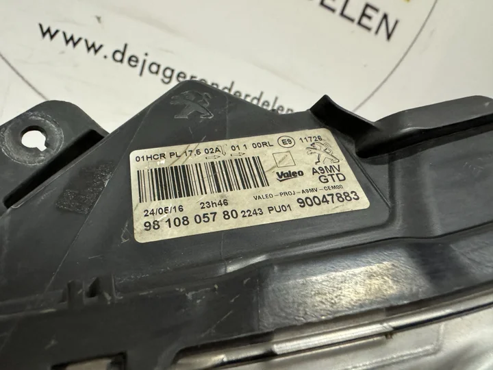 peugeot-208-koplamp-led-links-9810805780-2012 — foto 7