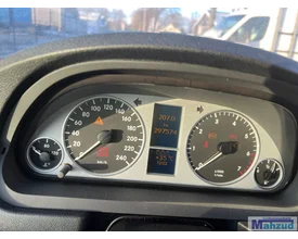 mercedes-b-klasse-w245-dashboard-delen-luchtrooster-airbag — foto 8