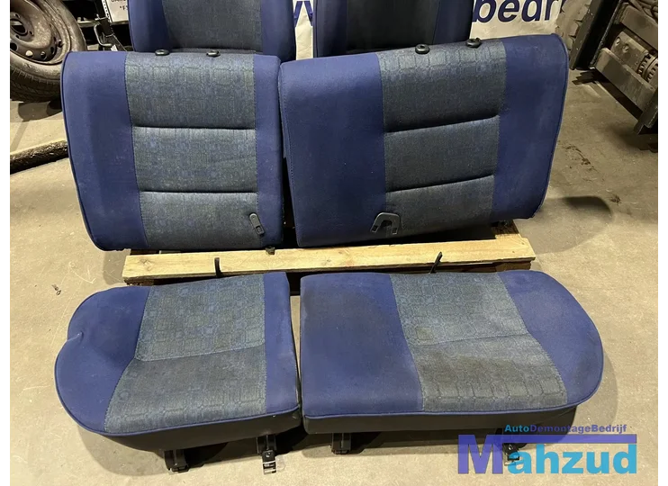 peugeot-306-sw-station-blauw-stof-interieur-stoelen-19942002