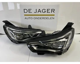 opel-grandland-x-led-koplampen-set-yp00162880-yp00162680