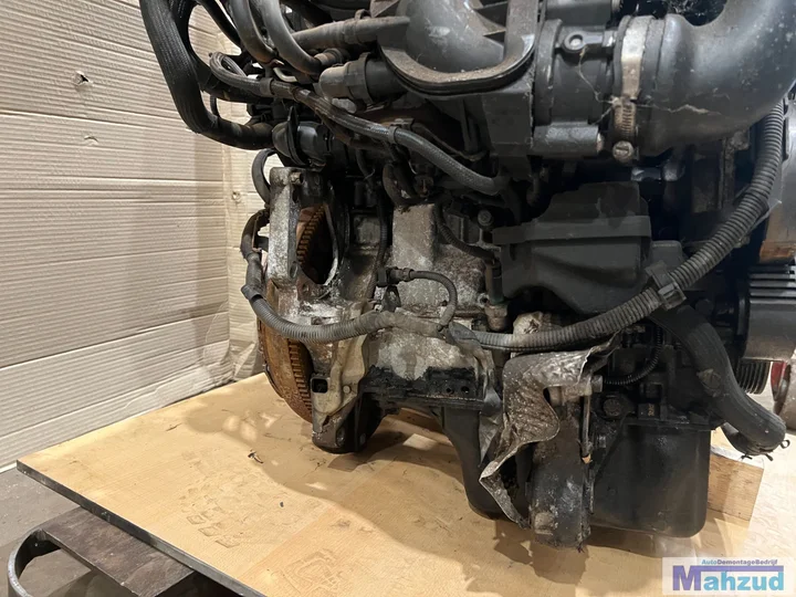 peugeot-5008-16-turbo-motorblok-motor-psa5f02 — foto 5