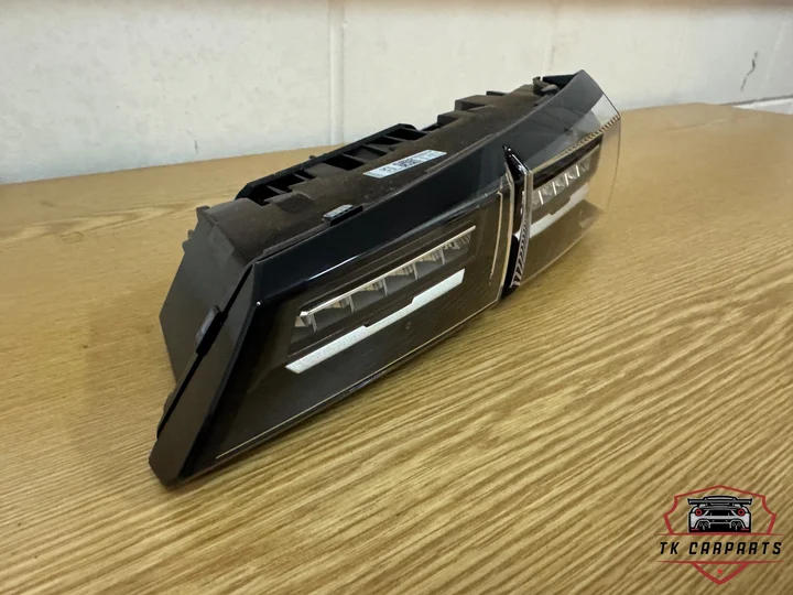 nieuw-peugeot-308-led-achterlicht-klep-9835300280 — foto 3