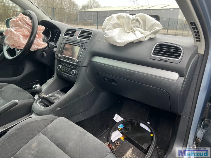 golf-6-interieur-losse-delen-schakelaar-stuur-radio-rooster — foto 3