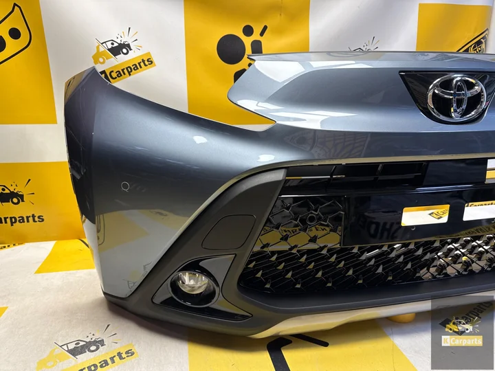 toyota-aygo-x-voorbumper-origineel-compleet-nieuw-pdc — foto 3