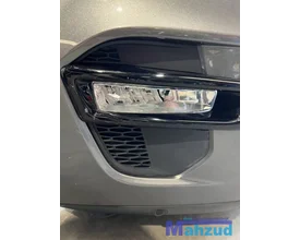 landrover-discovery-sport-l550-grijs-voorkop-2015 — foto 15