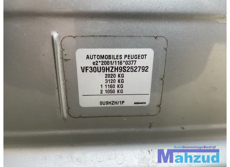 2010-peugeot-3008-16-hdi-dv6ted4-ezrc-onderdelen-demontage