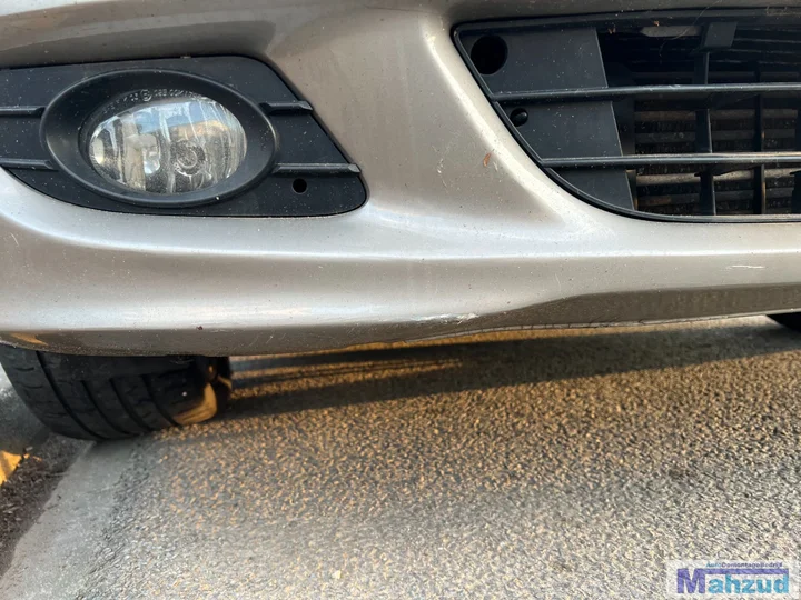 mercedes-clk-w209-bruin-brons-c723-voorbumper-20022009 — foto 6