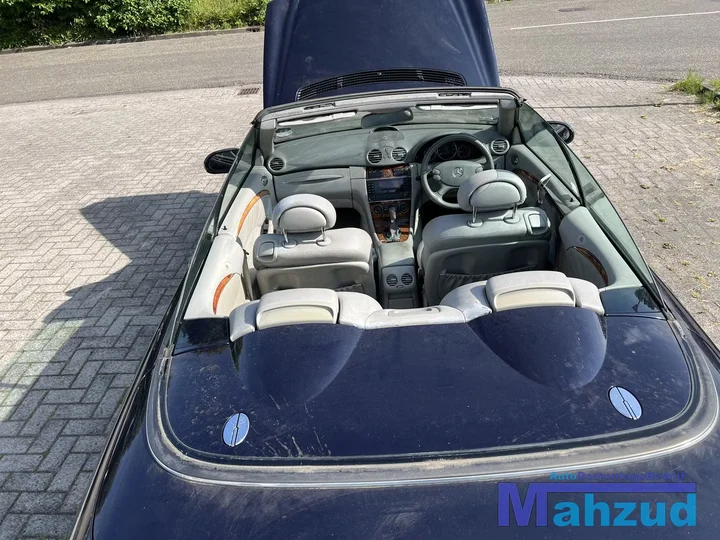 mercedes-clk-w209-cabrio-blauw-onderdelen-demontage — foto 35