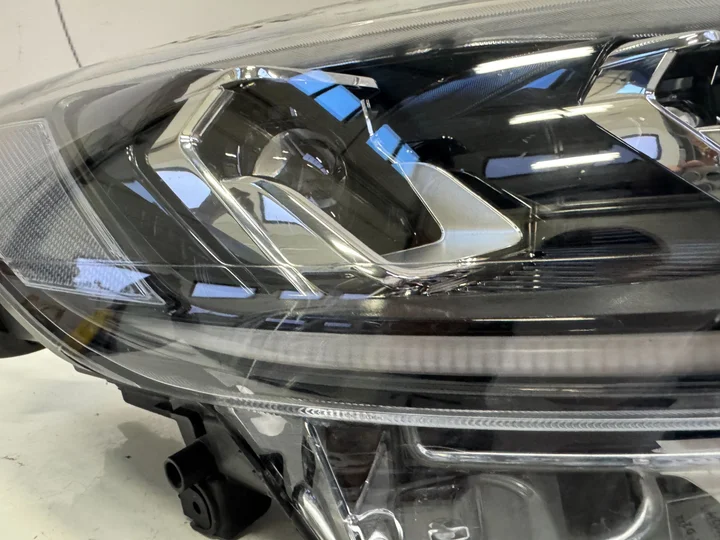 ford-kuga-mk3-vol-led-koplamp-rechts-compleet-lv4b13e014fc — foto 7