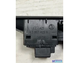 skoda-octavia-4-achterklep-tank-schakelaar-2019-5e3867425a — foto 2