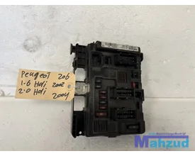 peugeot-206-1-6-2-0-hdi-zekeringkast-s118470002d-bsmb2-bsm-b2