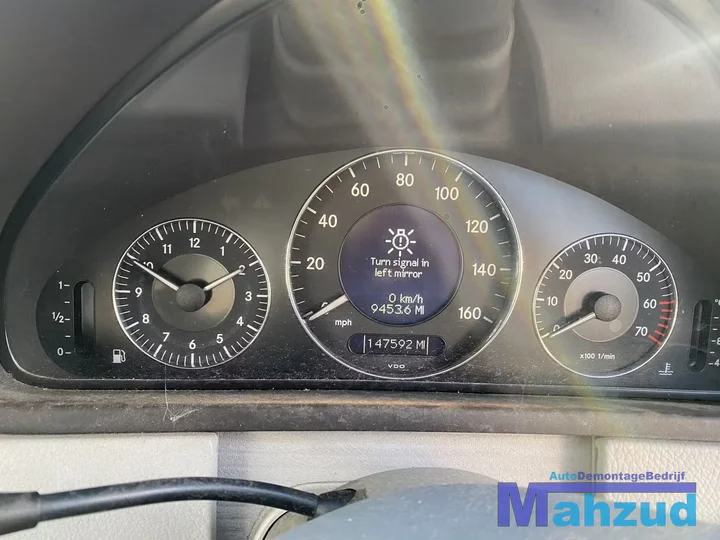 2003-mercedes-clk-w209-cabrio-240-26-v6-18v-blauw-onderdelen — foto 26
