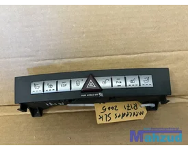 mercedes-slk-r171-dashboard-midden-alarm-schakelaar-20042011 — foto 2