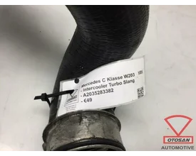 mercedes-c-klasse-w203-intercooler-turbo-slang-a2035283382 — foto 2