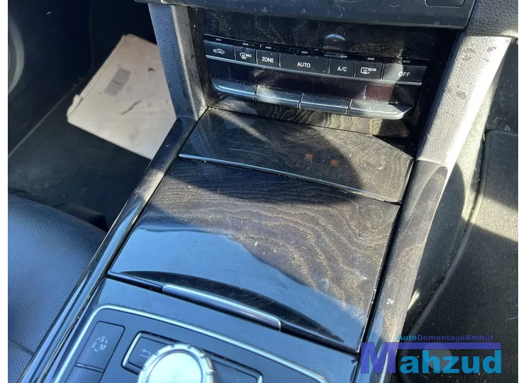 mercedes-e-klasse-w212-dashboard-delen-20092013