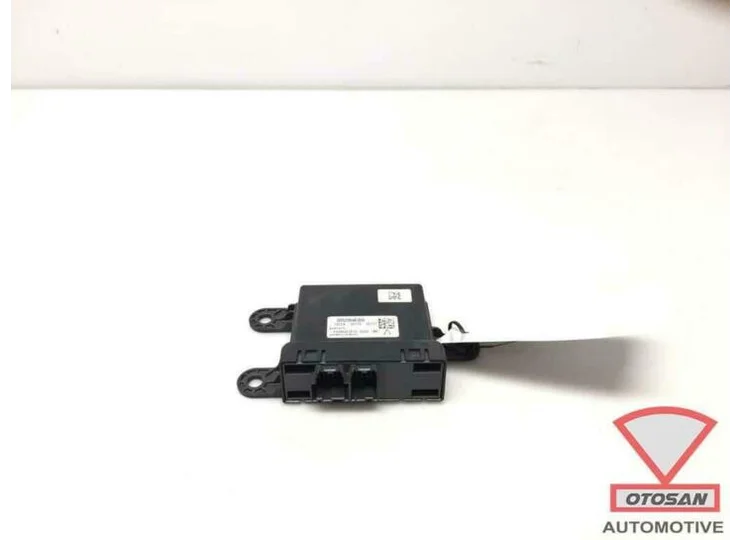 alfa romeo giulietta 18 parksensor pdc modul 00520646360
