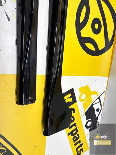 dorpel-vw-golf-8-viii-r-r20-sideskirts-5h0853860b59b-linksrechts-set — foto 2