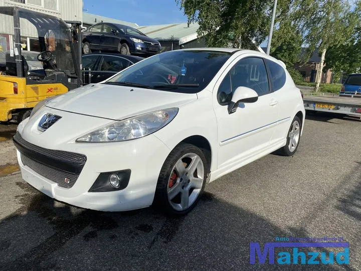 2010-peugeot-207-sport-16-16v-ep6-wit-ewp-onderdelen-17-inch — foto 2