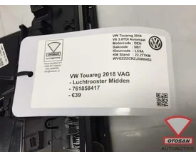 vw-touareg-2018-luchtrooster-midden-761858417 — foto 2