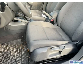 vw-golf-5-14-fsi-blauw-lc5j-bkg-fxq-demontage-sloop-onderdelen — foto 21