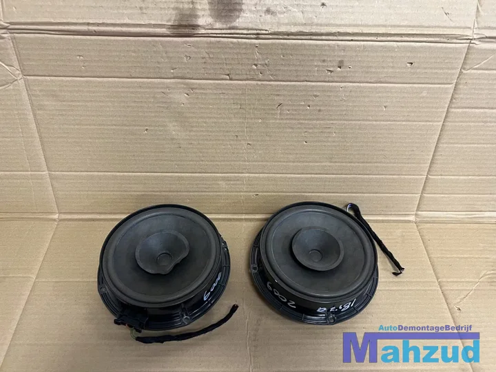 seat-ibiza-leon-altea-links-rechts-achter-speaker-2009 — foto 2