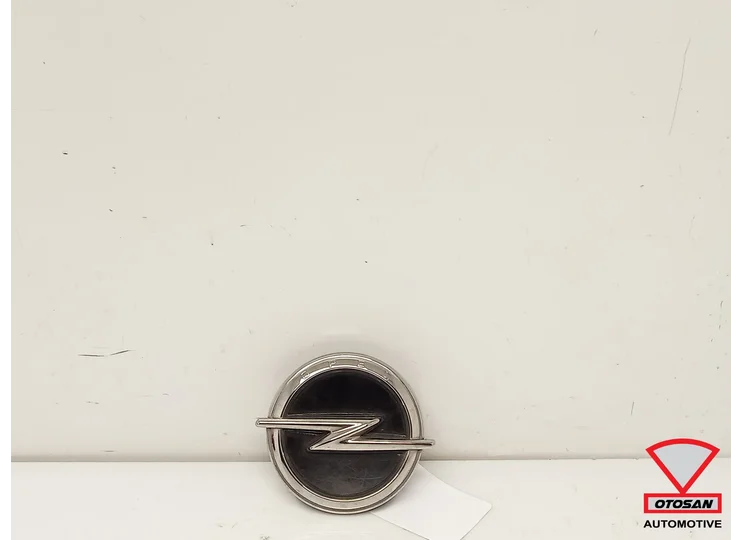 Opel Corsa F 2019+ Tailgate Opener Emblem 39185120