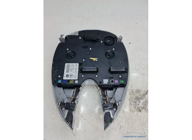mercedes-w211-s211-e-klasse-binnenverlichting-a2118205301-a2118250032-origineel-nette-staat-gebruikt-hemelverlichting-hemel-binnen-verlichting-sfeerverlichting-2002-2003-2004-2005-2006-2007-2008-2009-barendrecht-mobility-service