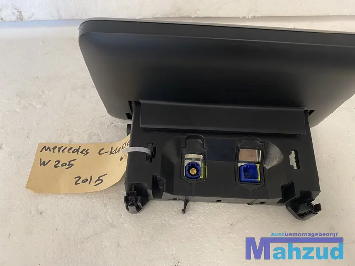 mercedes-w205-c-klasse-radio-navigatie-display-scherm-a2059004113 — foto 5