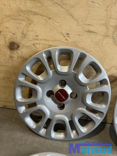 fiat-panda-14-inch-wieldoppen-wielkappen — foto 4