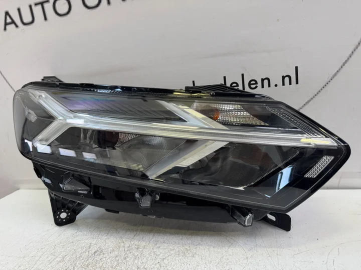 dacia-sandero-3-mk3-vol-led-koplamp-260102586r-rechts — foto 2