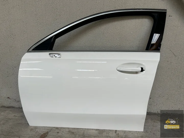 mercedes-a-klasse-w177-links-voor-portier-origineel