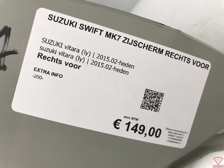 suzuki-swift-mk7-2015-zijscherm-spatbord-rechts-voor-origineel — foto 2