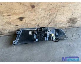 skoda-fabia-3-rechts-mistlamp-20142021-6v0941700a — foto 3