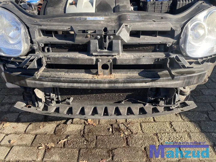 vw-golf-5-16-fsi-voorfront-front-met-koelerpakket-koelerset — foto 2
