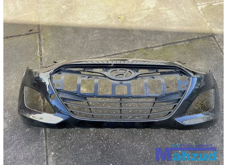 HYUNDAI I30 ZWART Voorbumper bumper 2011-2016