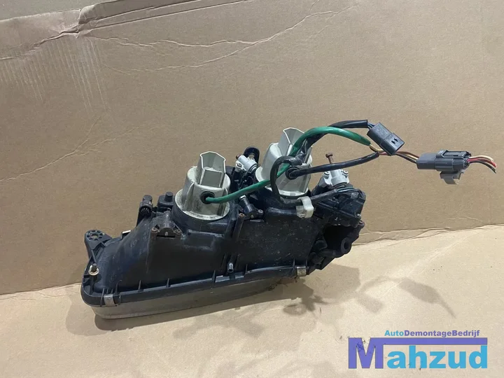 mazda-323-f-v-koplamp-rechts-links-1994-1998 — foto 3