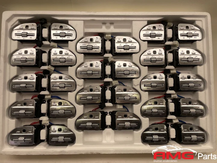 mercedes-benz-amg-stuur-knopjes-w176-w177-w205-w213-w222-gls-gla — foto 2